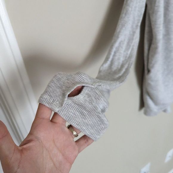 Athleta Light Gray Surplice Front Tunic Length Hooded Sweatshirt Women's Size XS - Picture 3 of 6